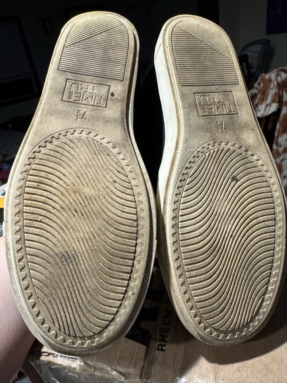 USED Time and Tru Women’s Black Perforated Slip-On Wedge Sneaker with Side Zip - Picture 7 of 7